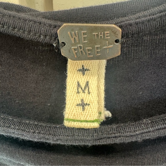 We The Free Free People Black Bell Sleeve Top M Wide Neck Boho Festival 90s Y2K - Picture 3 of 6